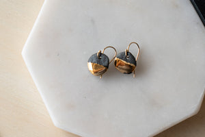 Earrings Black Discs