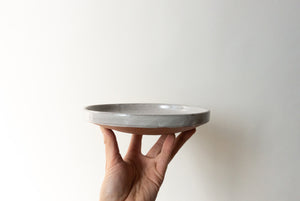 Stoneware shallow bowl