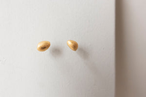 Pebble earring