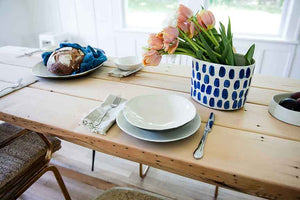 Dot curve dinnerware