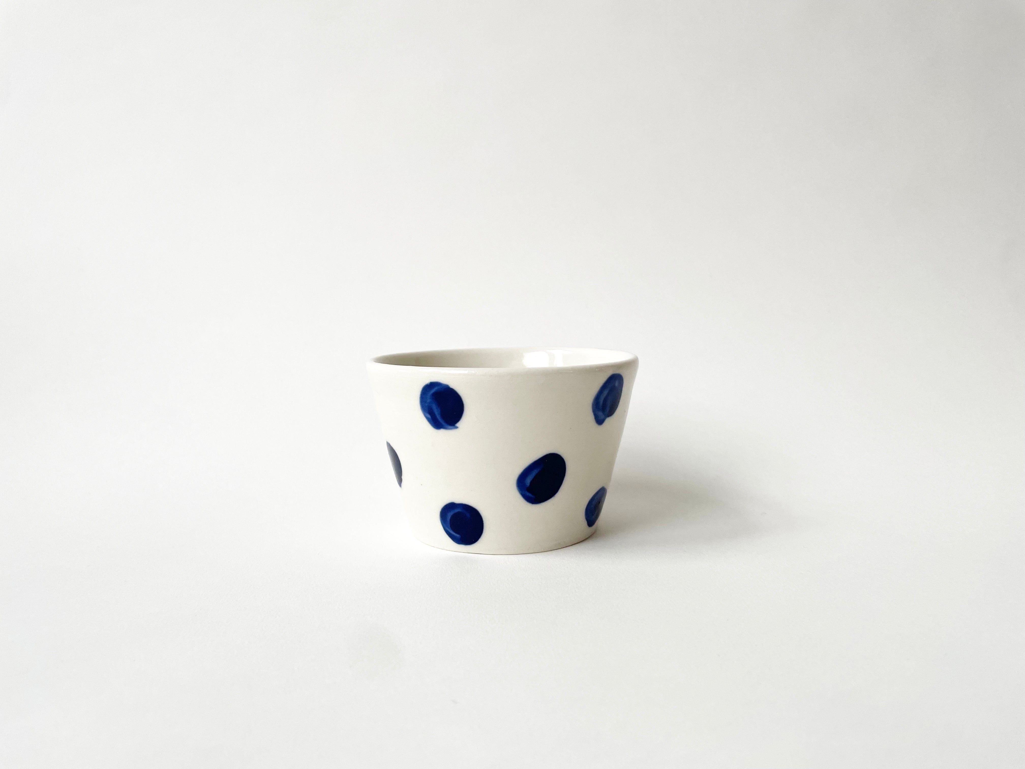 Porcelain cup classic blue